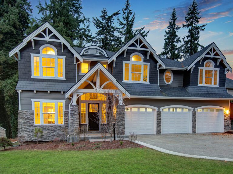 Carriage house garage door